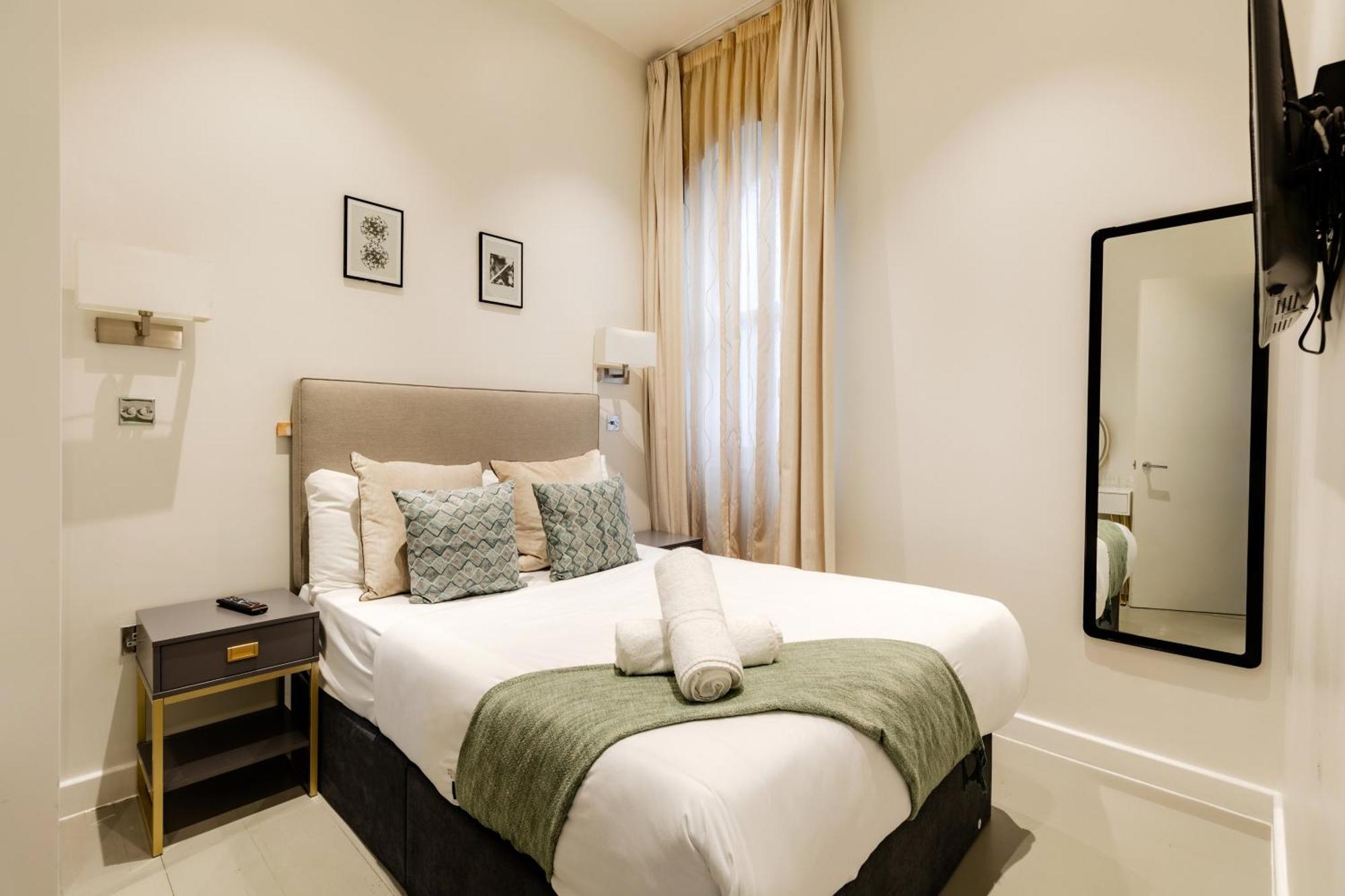 High Street Kensington Apartment London