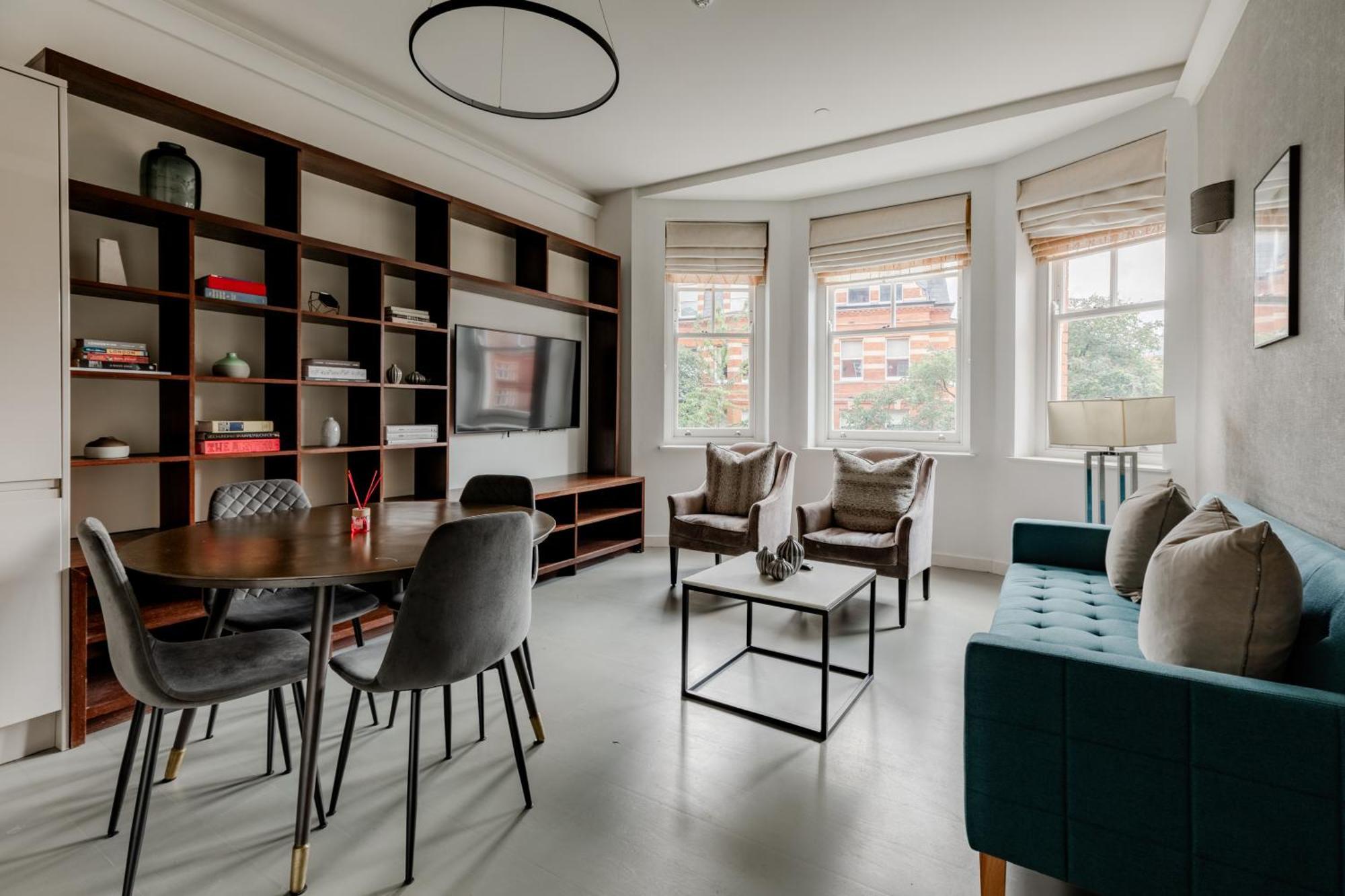 Apartment High Street Kensington London