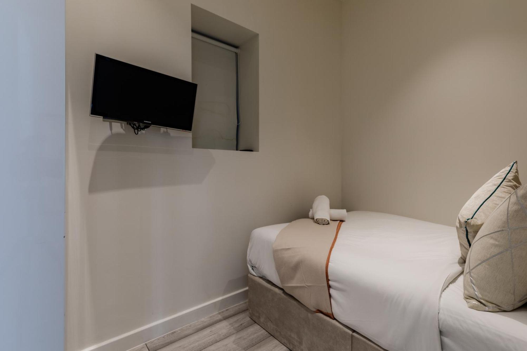 High Street Kensington Apartment