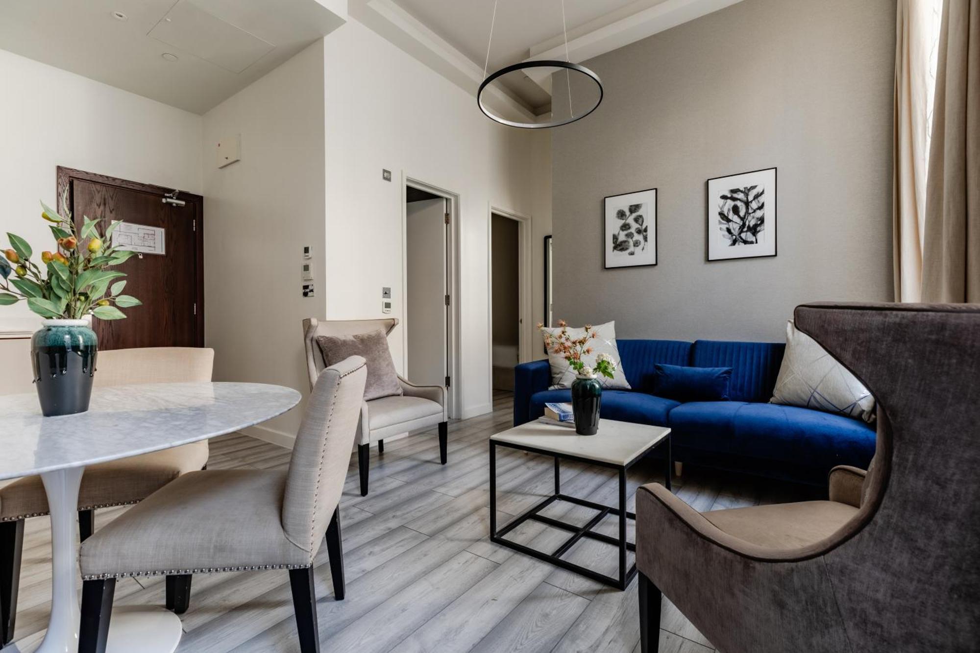 High Street Kensington Apartment *
