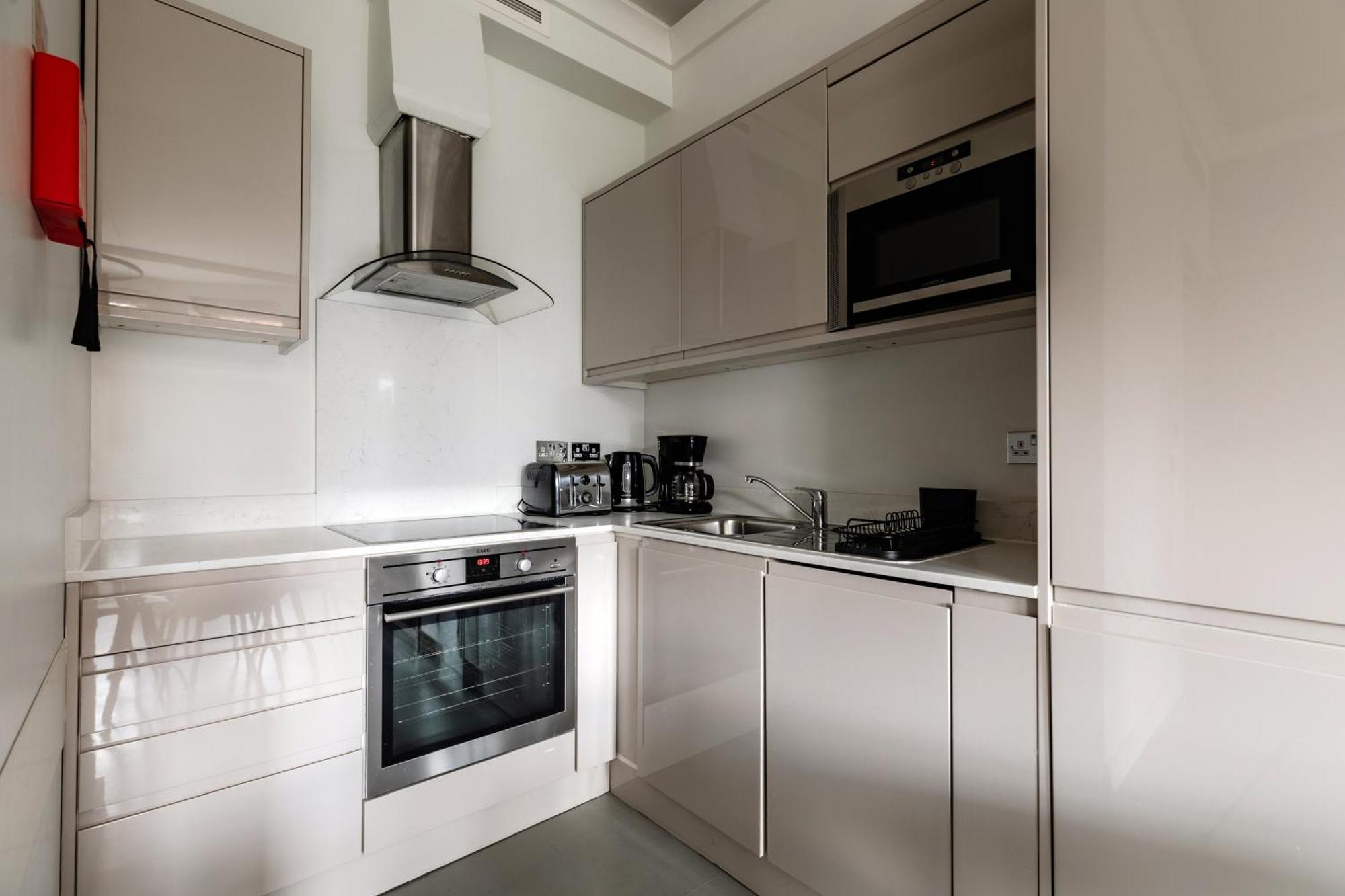 Apartment High Street Kensington *
