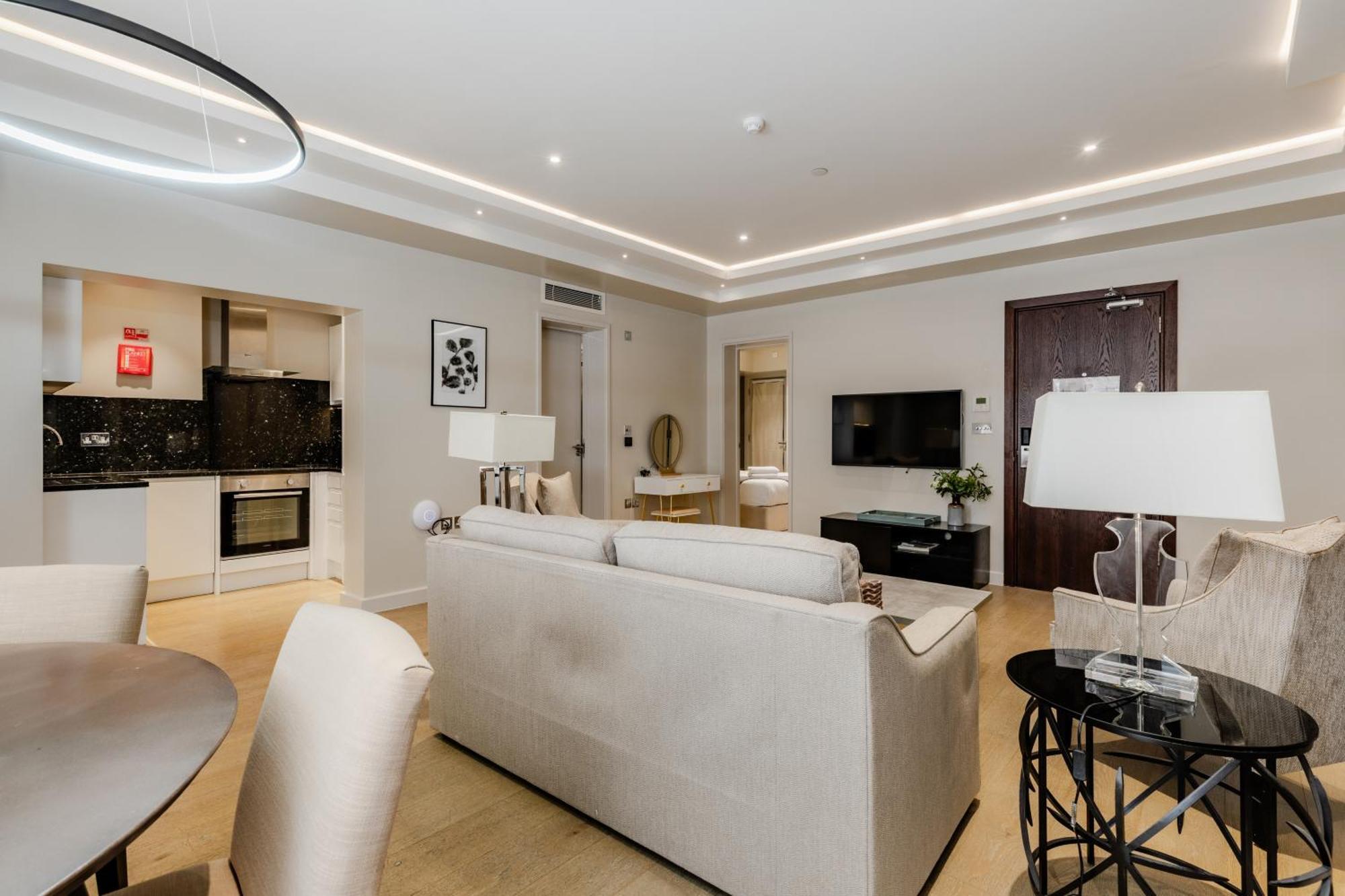 Apartment High Street Kensington London